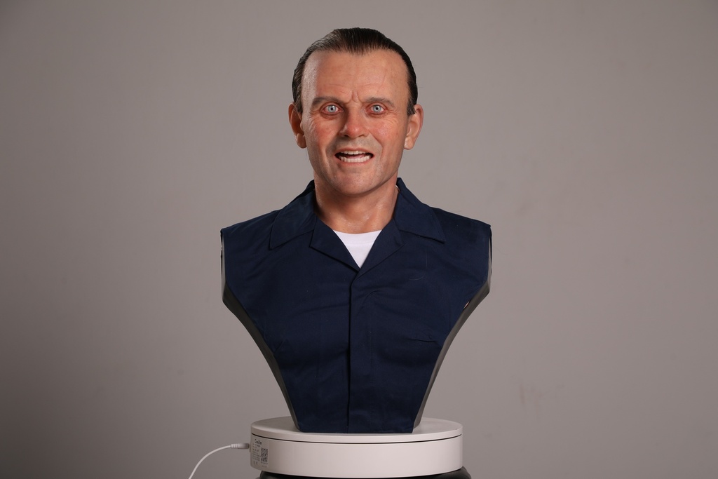 Hannibal Lecter 1:1 Bust by Walt Wizard