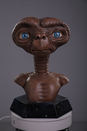 ET 1:1 Lifesize Bust by Walt Wizard